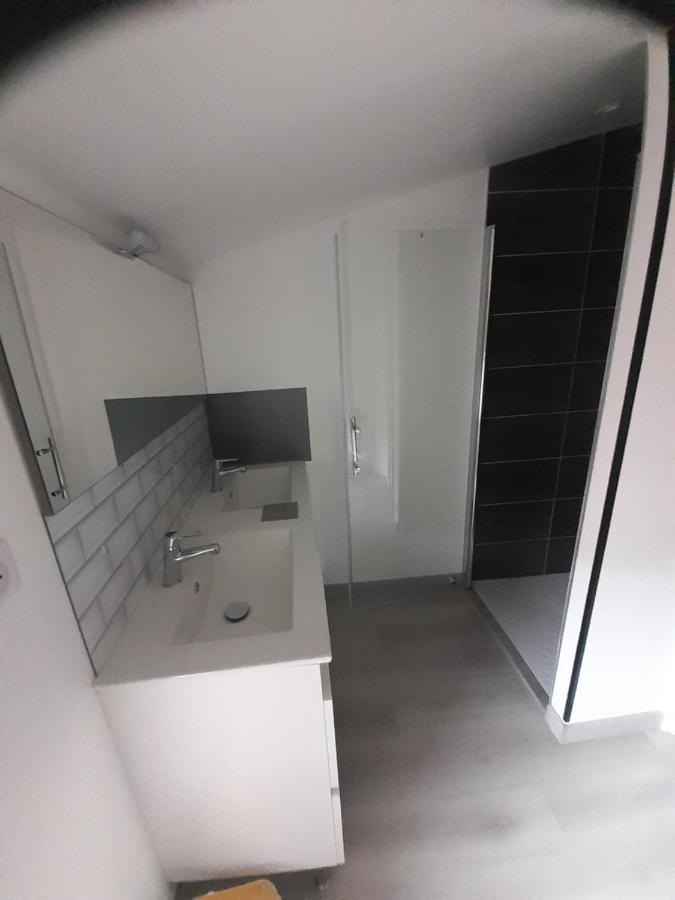 Les Trois Rivieres Apartment Satillieu Bagian luar foto